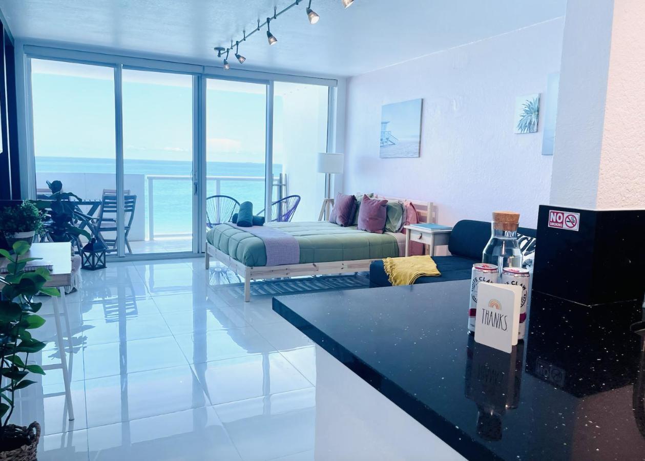 Balcony Direct Ocean Front. Free Valet Parking. Right At Ocean. Διαμέρισμα Μαϊάμι Μπιτς Εξωτερικό φωτογραφία